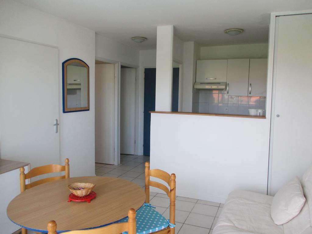 Appartement Golf Et Nivelle Avec Piscine Et Parking Ciboure Δωμάτιο φωτογραφία